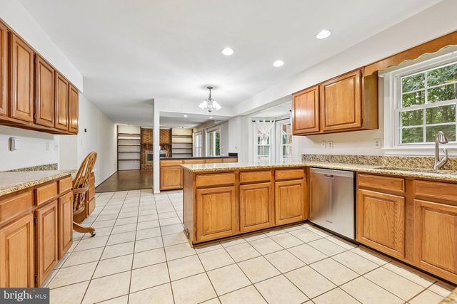 12855 VALLEYWOOD DR, Woodbridge, VA 22192