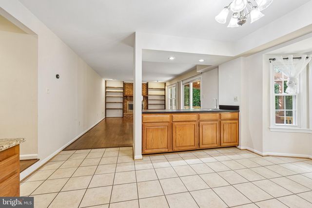 12855 VALLEYWOOD DR, Woodbridge, VA 22192