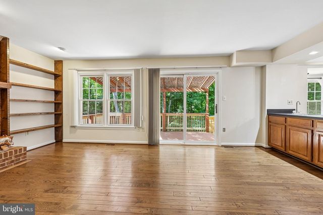 12855 VALLEYWOOD DR, Woodbridge, VA 22192
