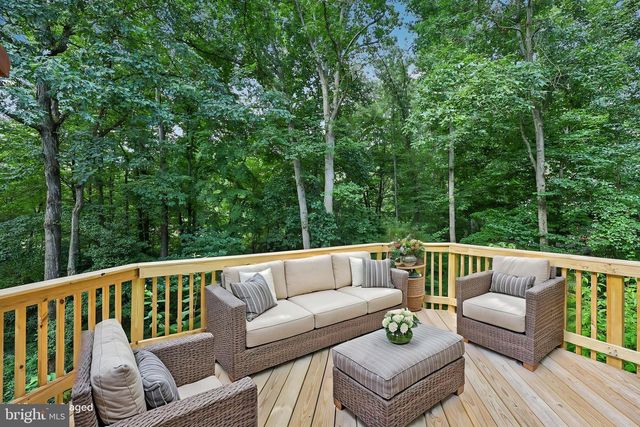 12855 VALLEYWOOD DR, Woodbridge, VA 22192
