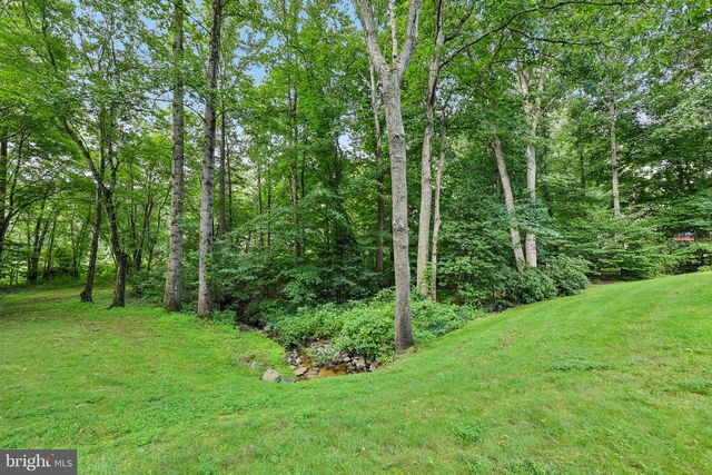 12855 VALLEYWOOD DR, Woodbridge, VA 22192