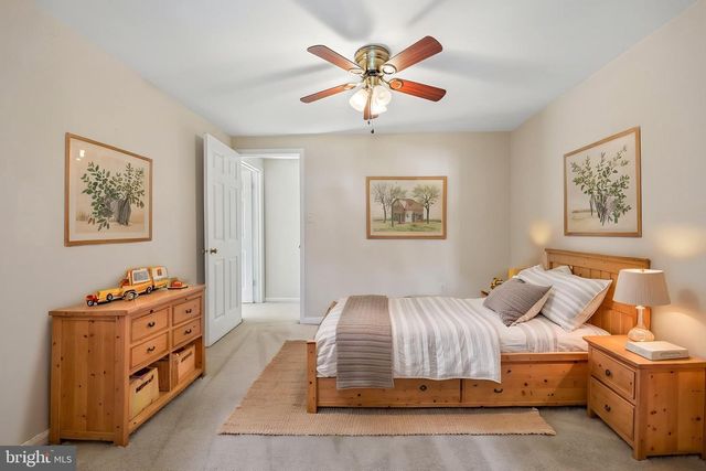12855 VALLEYWOOD DR, Woodbridge, VA 22192