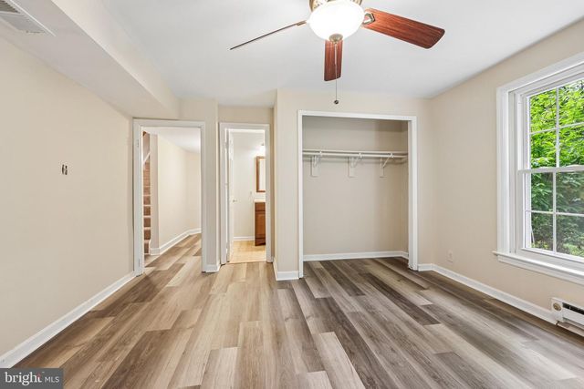 12855 VALLEYWOOD DR, Woodbridge, VA 22192