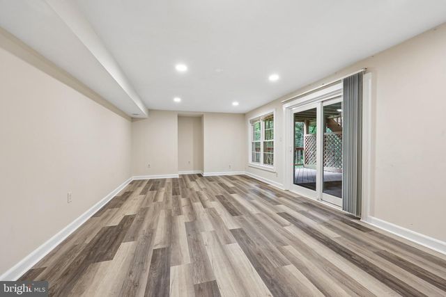 12855 VALLEYWOOD DR, Woodbridge, VA 22192