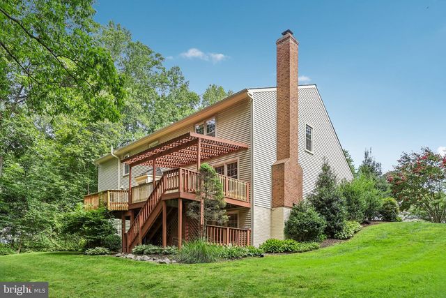 12855 VALLEYWOOD DR, Woodbridge, VA 22192