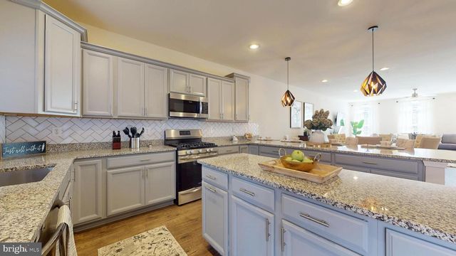 3807 PENTLAND HILLS DR, Upper Marlboro, MD 20774