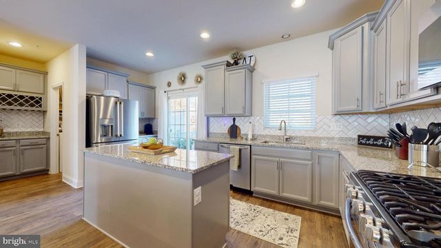 3807 PENTLAND HILLS DR, Upper Marlboro, MD 20774