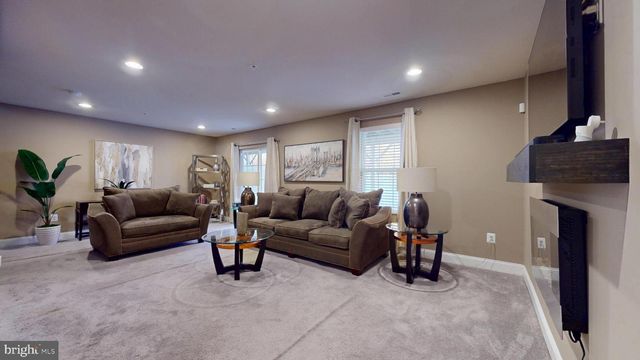 3807 PENTLAND HILLS DR, Upper Marlboro, MD 20774