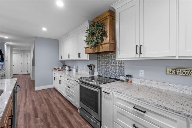 180 Mecca Pike, Tellico Plains, TN 37385