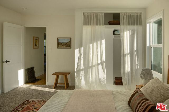 3666 Roderick Road, Los Angeles, CA 90065