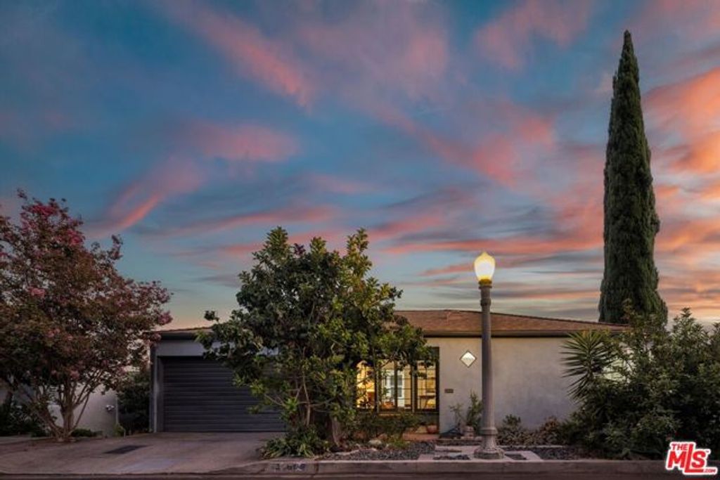3666 Roderick Road, Los Angeles, CA 90065