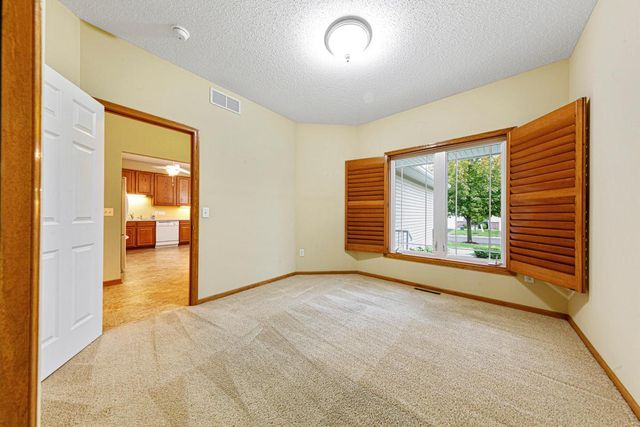 555 Cannon Way, Dundas, MN 55019