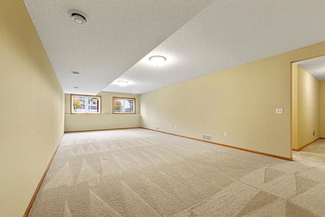 555 Cannon Way, Dundas, MN 55019