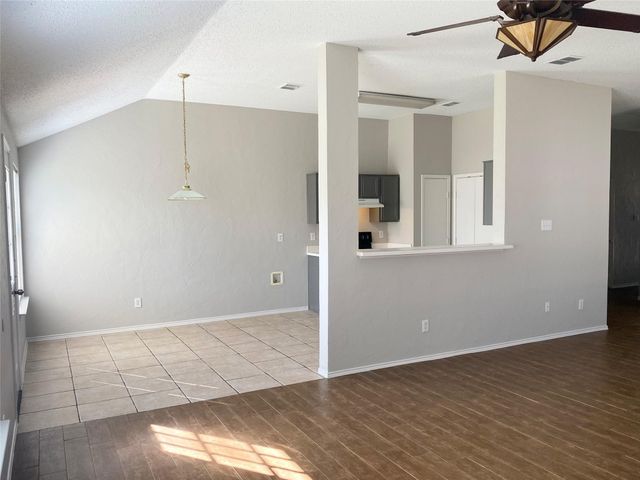 1006 Stockton Drive, Burleson, TX 76028