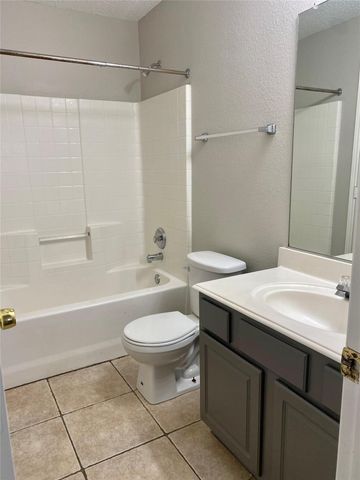 1006 Stockton Drive, Burleson, TX 76028