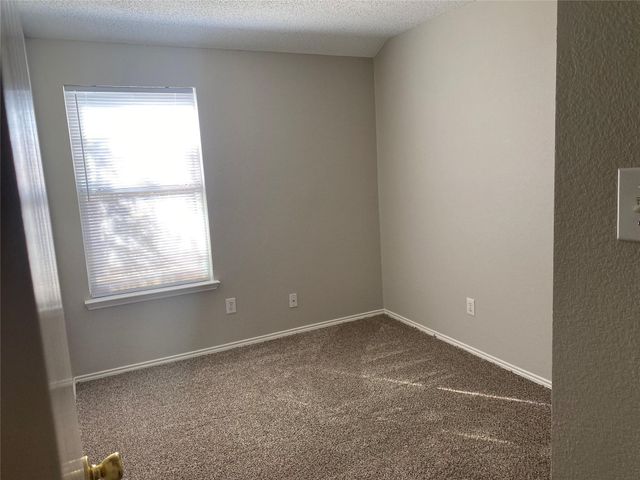 1006 Stockton Drive, Burleson, TX 76028