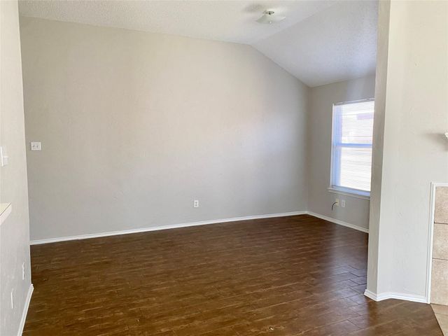 1006 Stockton Drive, Burleson, TX 76028