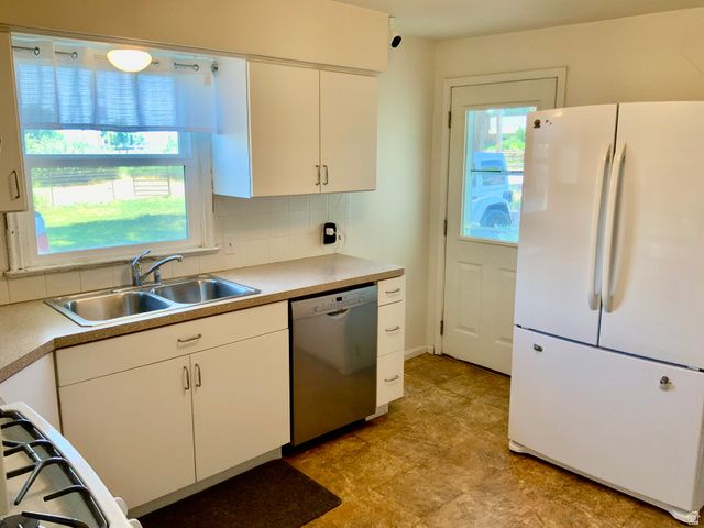 630 N MAIN ST, Central Valley, UT 84754