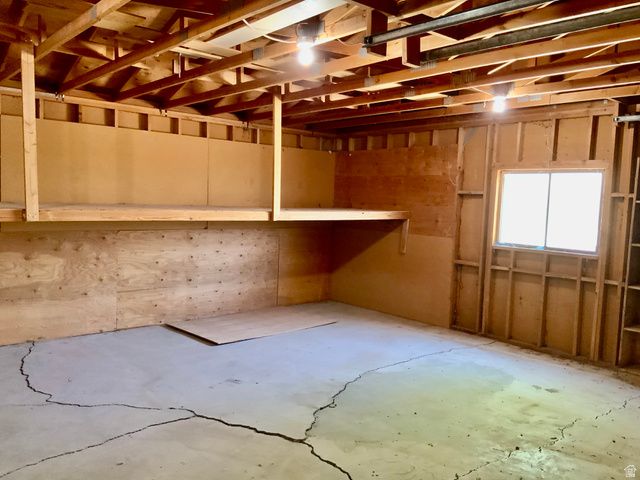 630 N MAIN ST, Central Valley, UT 84754