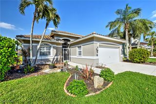 7715 Cameron CIR, Fort Myers, FL 33912