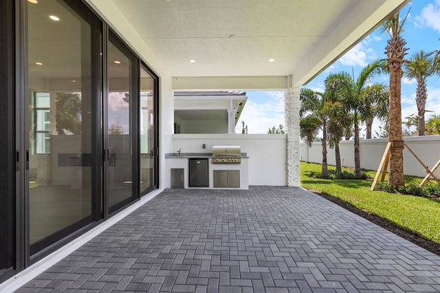 14068 Bastille Street, Palm Beach Gardens, FL 33412