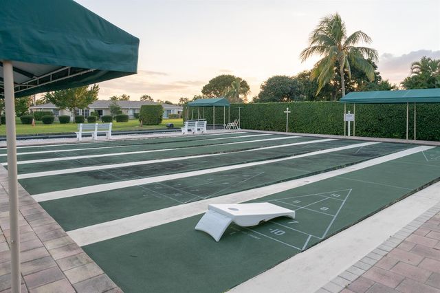 8932 Warwick Drive 419, Boca Raton, FL 33433