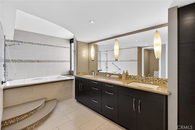 345 Pioneer Drive 1202, Glendale, CA 91203