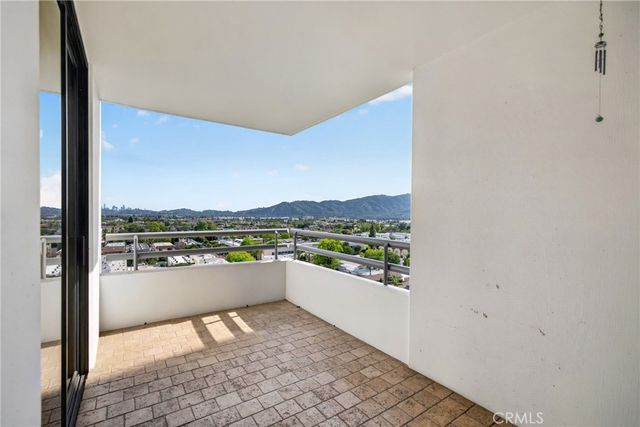 345 Pioneer Drive 1202, Glendale, CA 91203