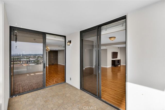 345 Pioneer Drive 1202, Glendale, CA 91203