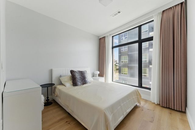 191 Washington St 524, Boston, MA 02135