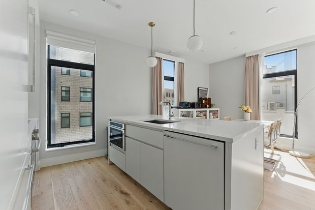 191 Washington St 524, Boston, MA 02135