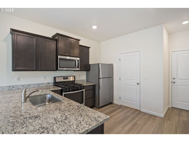 4149 Sw HARTLEY Ave, Gresham, OR 97080