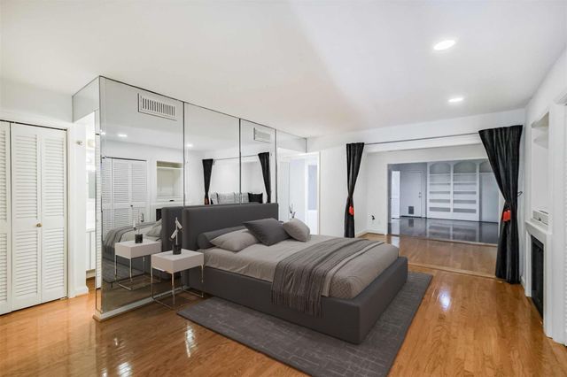2322 Steel Street, Houston, TX 77098