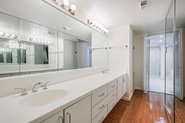 2322 Steel Street, Houston, TX 77098