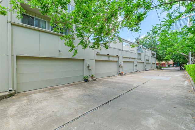 2322 Steel Street, Houston, TX 77098