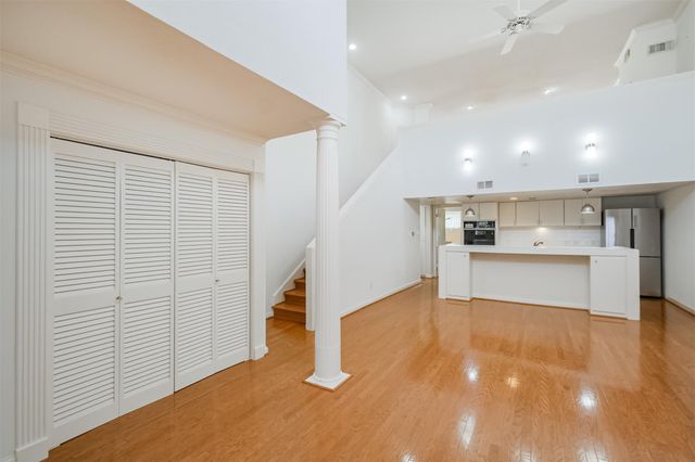 2322 Steel Street, Houston, TX 77098