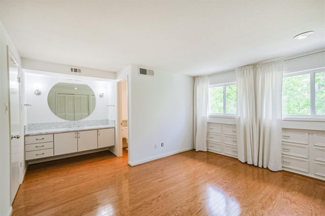 2322 Steel Street, Houston, TX 77098