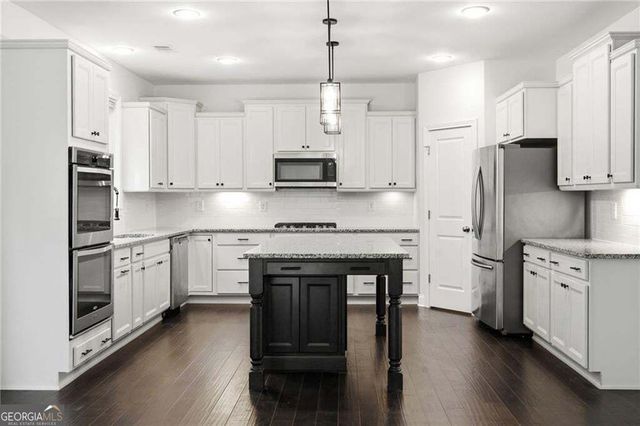 3325 Trowbridge Drive, Cumming, GA 30040
