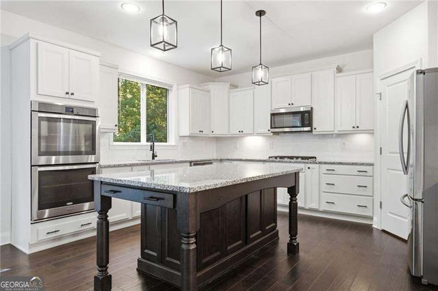 3325 Trowbridge Drive, Cumming, GA 30040