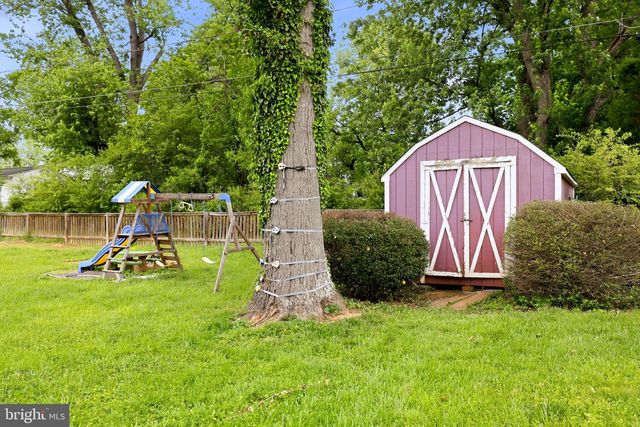 8911 PEABODY ST, Manassas, VA 20110