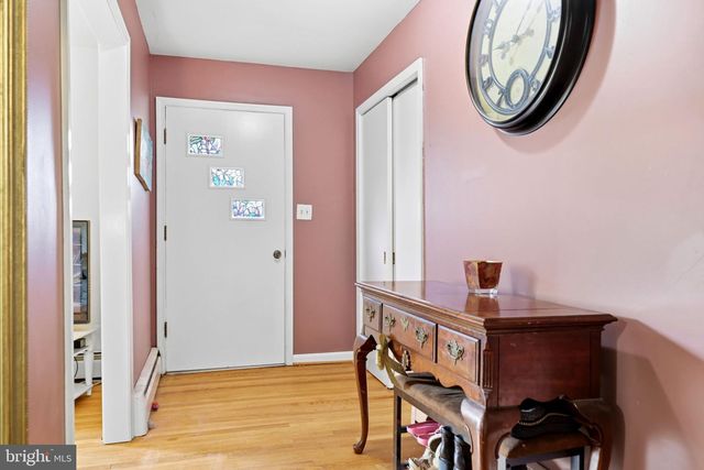 8911 PEABODY ST, Manassas, VA 20110