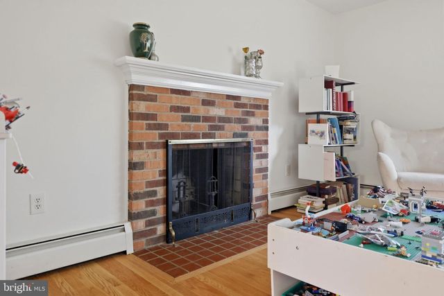 8911 PEABODY ST, Manassas, VA 20110