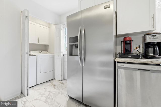 8911 PEABODY ST, Manassas, VA 20110