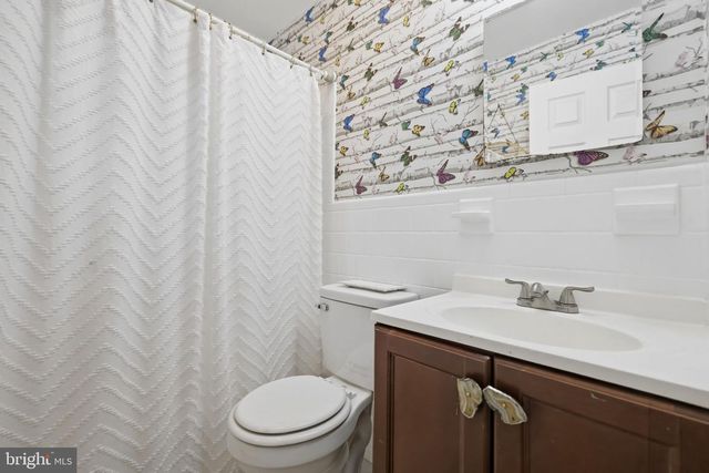 8911 PEABODY ST, Manassas, VA 20110