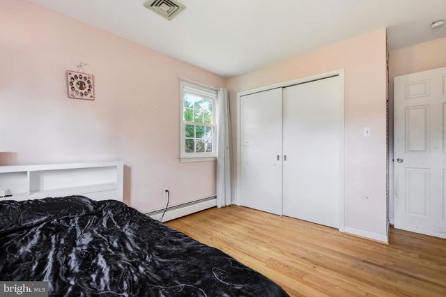 8911 PEABODY ST, Manassas, VA 20110