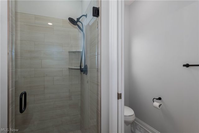 8087 Blue Spruce Circle NW, North Canton, OH 44720