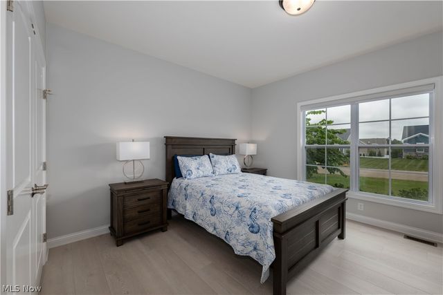8087 Blue Spruce Circle NW, North Canton, OH 44720