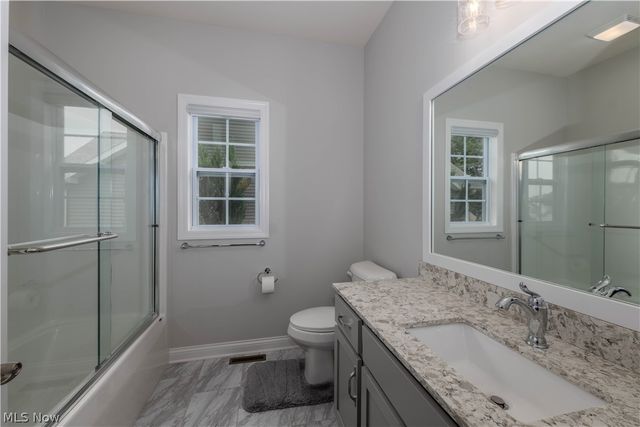 8087 Blue Spruce Circle NW, North Canton, OH 44720