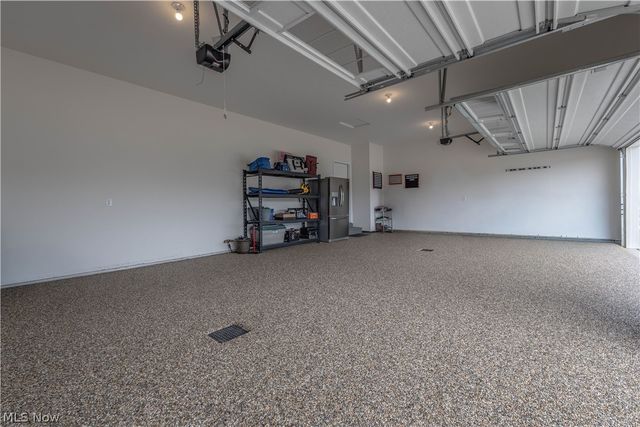 8087 Blue Spruce Circle NW, North Canton, OH 44720