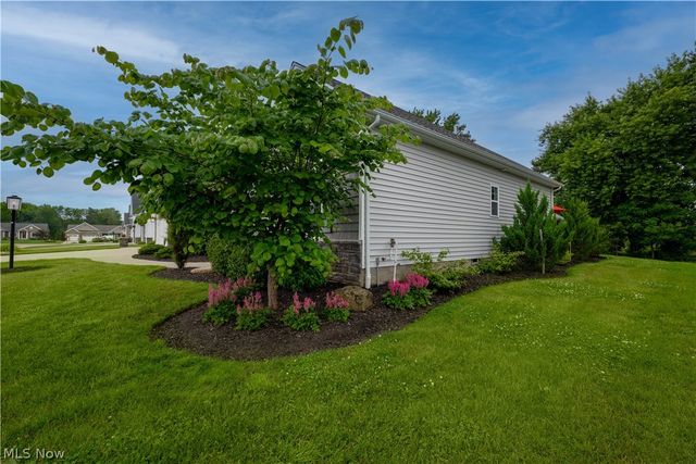 8087 Blue Spruce Circle NW, North Canton, OH 44720